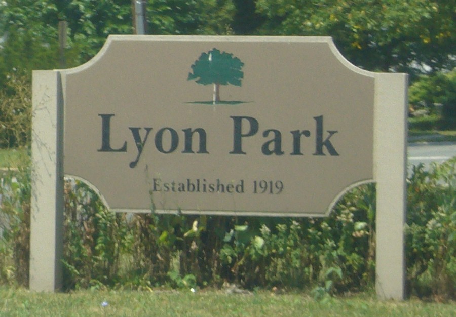 Lyon Park Arlington VA