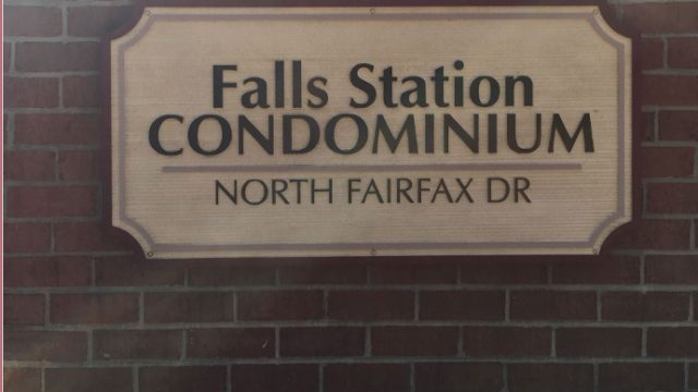 Arlington, VA Condo Spotlight: Falls Station