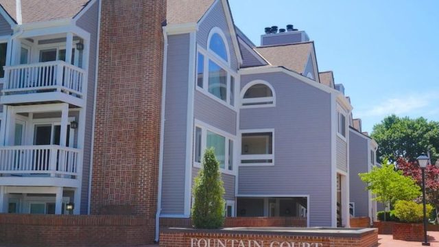 Arlington, VA Condo Spotlight: Fountain Courts