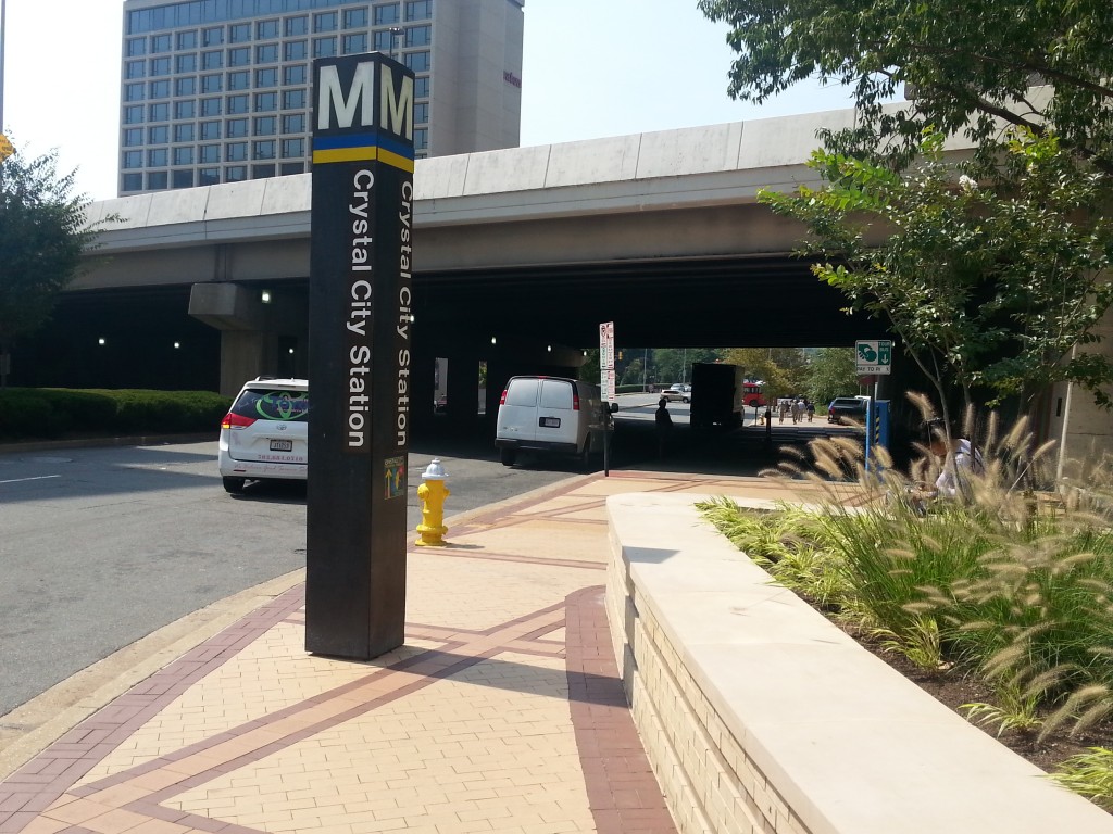 condos near the crystal city metro